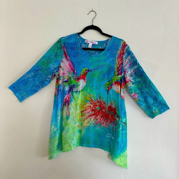 Leoma Lovegrove Tops - Leoma Lovegrove Hummingbird Watercolor Print 3/4 Sleeve Asymmetrical Top Sz PXL